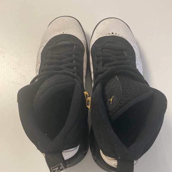 Jumpman Jordans - Picture 3 of 6